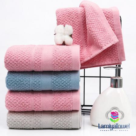 What Type of Towel Is Best for Face?