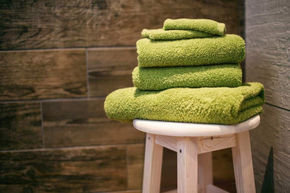 Large size towels in different colors